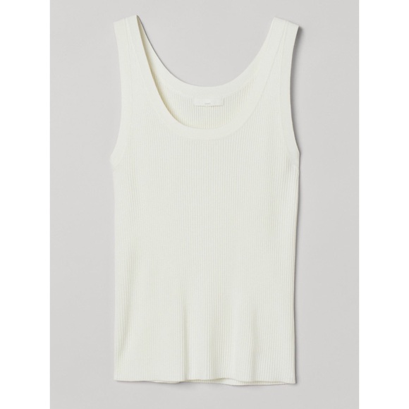 Beautiful H&M NWT!  Rib knit light sweater tanks. •READ BELOW FOR PRICE DETAILS• - Picture 3 of 7